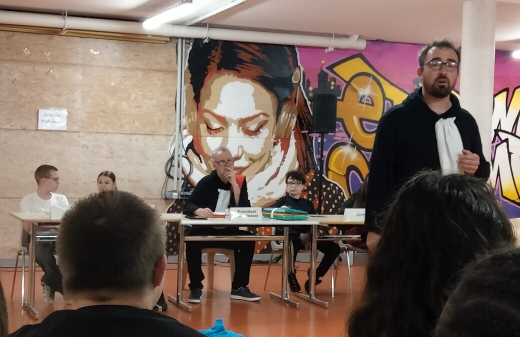 Le harcèlement scolaire au théâtre